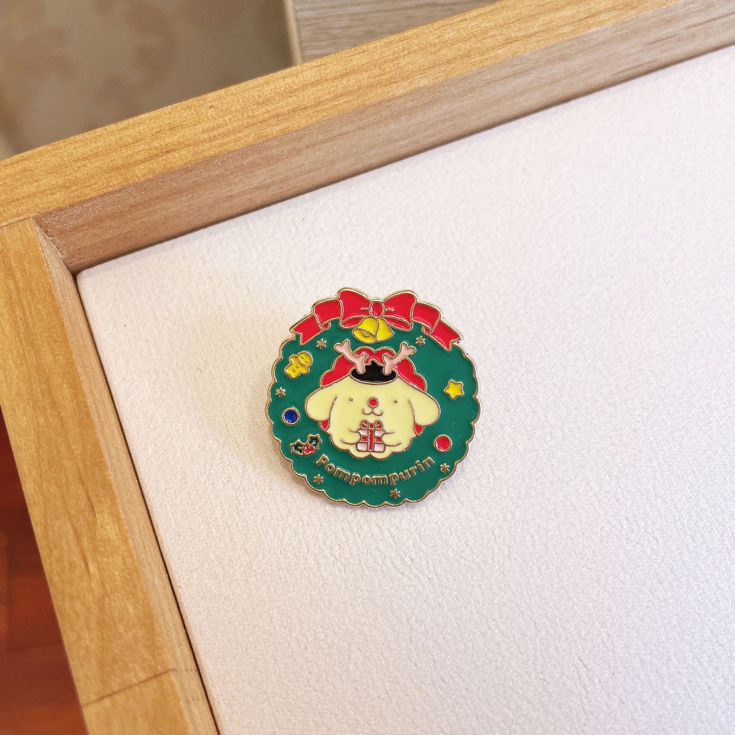 Sanrio metal badge cute Christmas style HelloKitty kulomi brooch cinnamon dog bag JK brooch