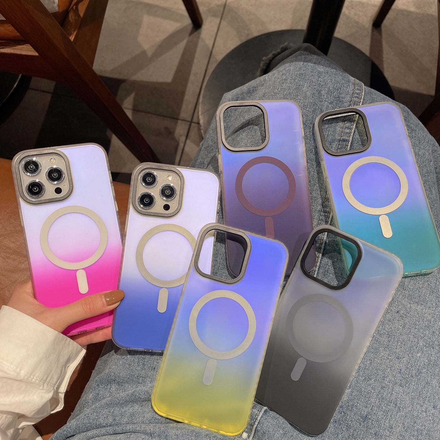 Chic Gradient Elegance: Stylish and Vibrant Smartphone Case with Modern Color Transitions