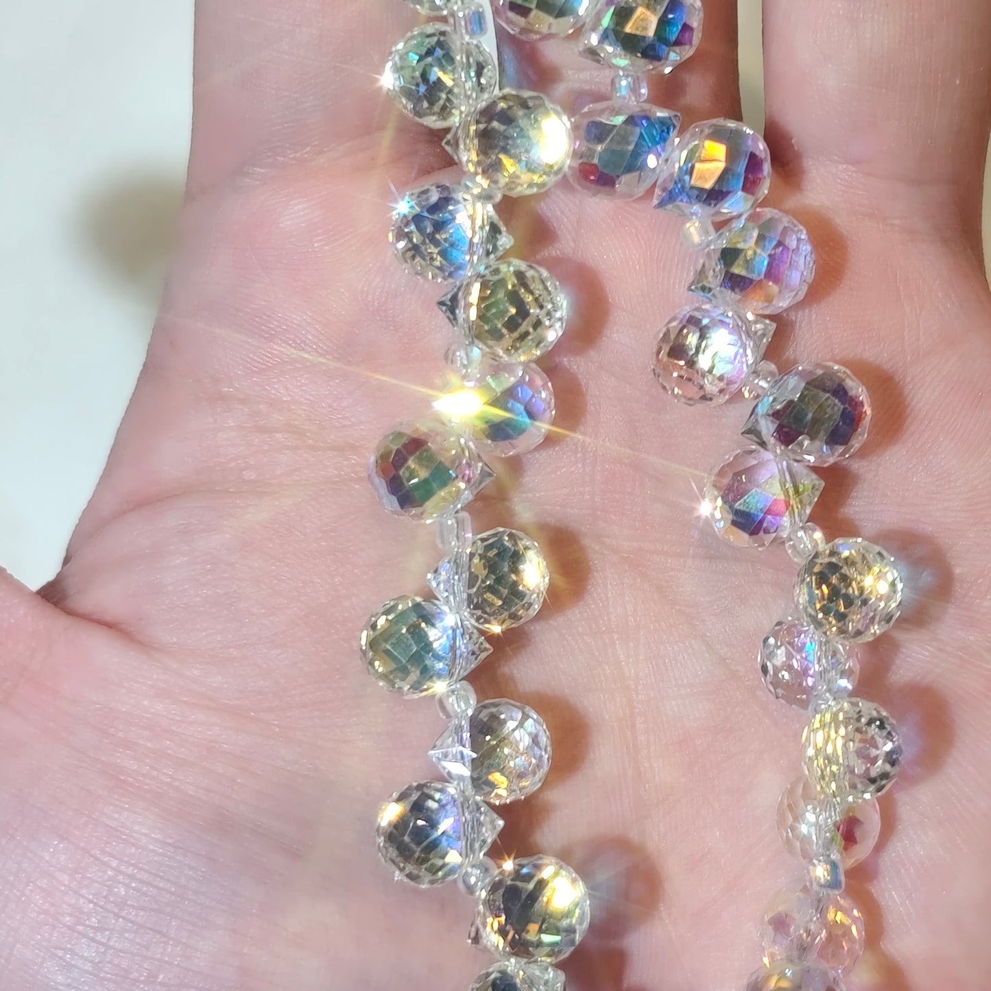 CRYSTAL DROP CHAIN